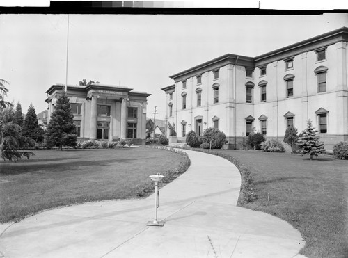 The Court House, Yreka, Calif