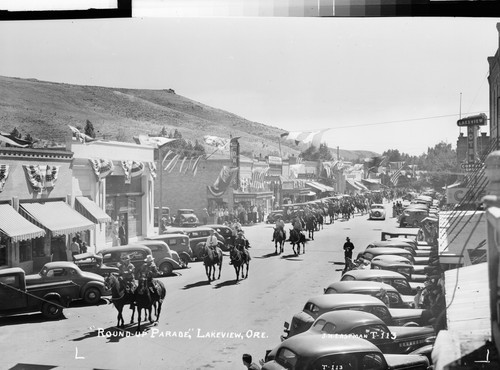 "Round-up Parade," Lakeview, Ore