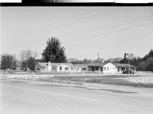 Delong's Motel, Willits, Calif