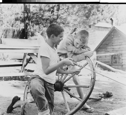 Walton's Grizzly Lodge Camp for Boys P.O. Box 577, Portola, Calif