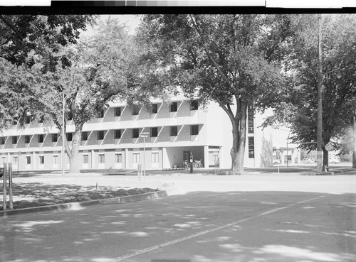 Academic Office Building University of California, Davis, Calif