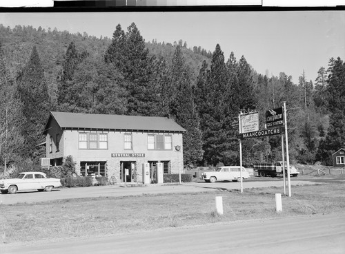 Kern's Store, Cassel, Calif