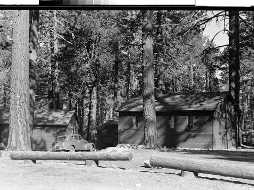 Cabins at Manzanita Lake Lodge