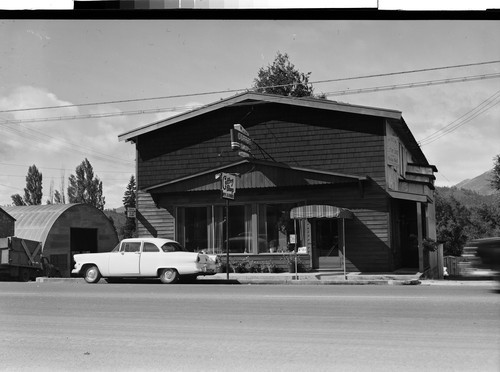 Ski Bowl Coffee Shop, Mt. Shasta, Calif