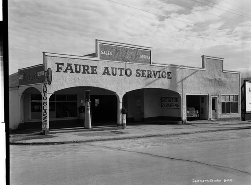 Faure Garage + Lot