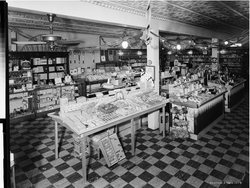 Spaldings Drug Store