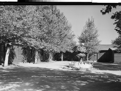 Shasta Lodge, Mount Shasta, Calif