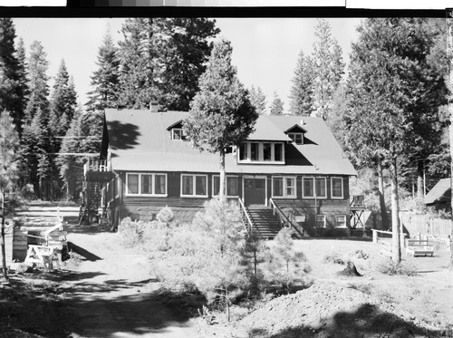 Lake Resort on Lake Almanor, Calif