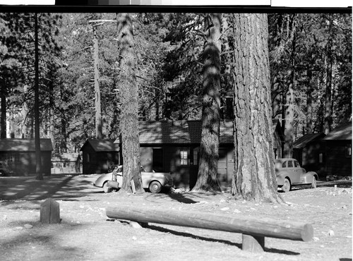 Cabins at Manzanita Lake Lodge