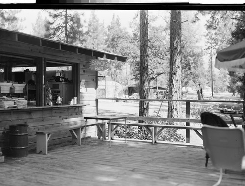 Antlers Trailer Resort, Lakehead, Calif