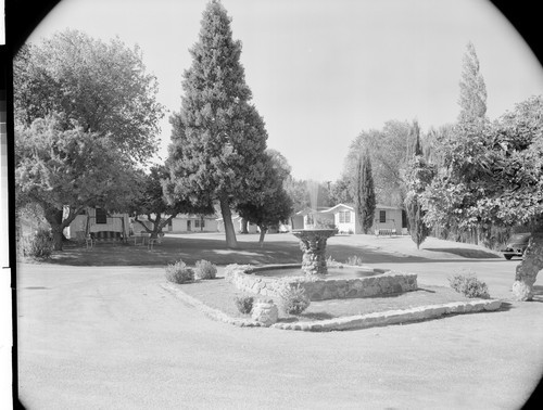 Manahan's Auto Court, Red Bluff