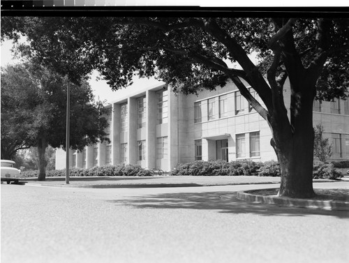 Hunt Hall, University of Calif., Davis, Calif