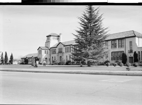 High School at Yuba City, Calif