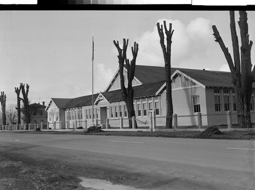 High School, Fort Jones, Calif