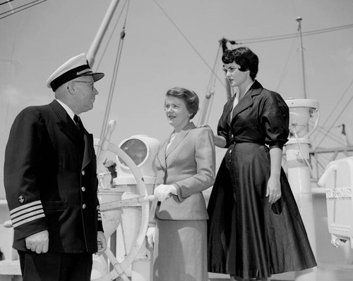 "M.V. SHOOTING STAR. Girls on flying bridge 5/21/53. Ken" 4 negs. & data on subjects. Includes "Marian Davies"--Maryon Davies, daughter of R.K.Davies? Unassigned