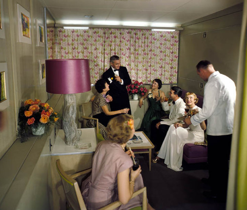 Color transparencies: posed interior shots (color interiors 1950s)