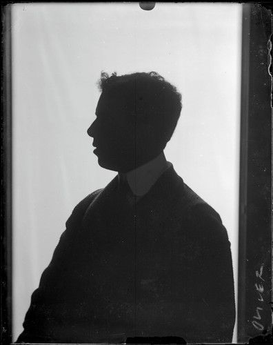 Half length silhouette of Oliver son? [negative]