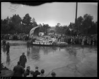 "Search for Beauty" float in the Tournament of Roses Parade, Pasadena, 1934