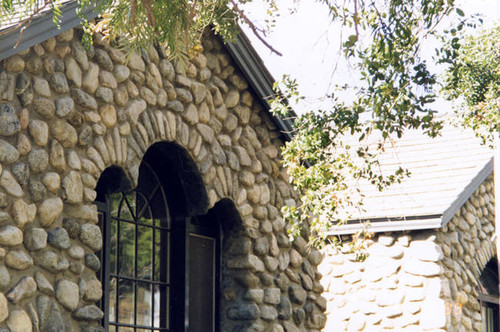 Detail of arch at 10107 Stonehurst Avenue, Stonehurst tract, Sun Valley, 1999