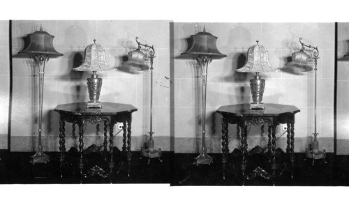 [Table & lamps]