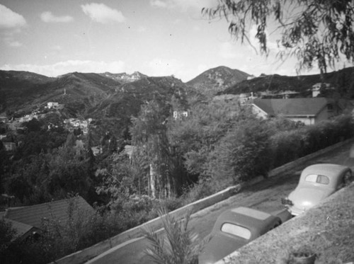 Curving roads, cars and hills, Mt. Hollywood