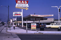 1966 - Mag Gas Station