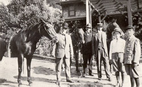 John McLaren and party returning from Santa Venetia's Redwood Trail, San Rafael, California, 1914 [photograph]