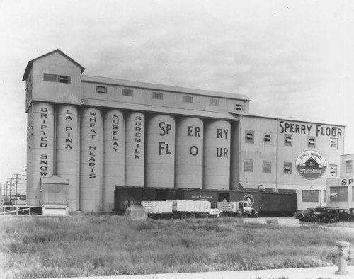 Sperry Flour Company, exterior view