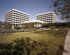Pacific Mutual Plaza, Newport Beach, Calif., 1982