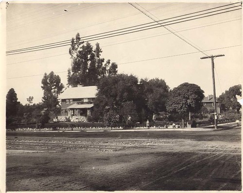 Home at Monterey Road and Fair Oaks Avenue
