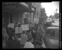 Landlords picketing rent control office at 1206 Santee Street in Los Angeles, Calif., 1950