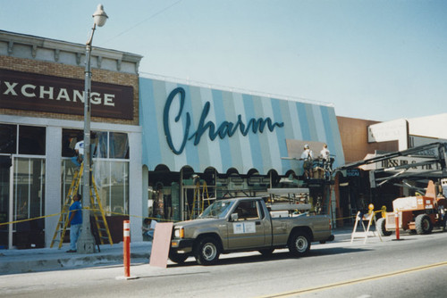 "That Thing You Do" feature film shooting on location on North Glassell Street, Orange, California, 1995