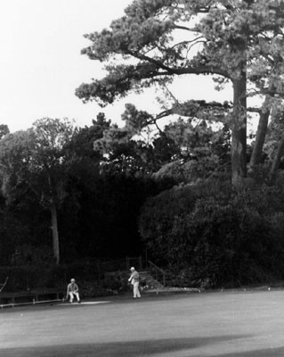 [Bowlers at the Golden Gate Park Bowling Green]