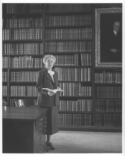 Elizabeth Connor standing in the Mount Wilson Observatory Library, Pasadena