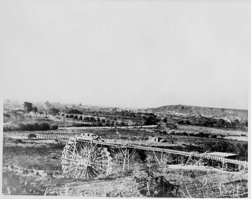 Early water wheel for irrigation, Los Angeles