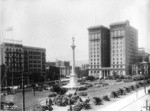 [Union Square, Dewey Monument, center; St. Francis Hotel, right]