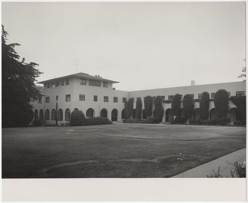 Irving J. Gill: Bishop's School for Girls (La Jolla, Calif.)