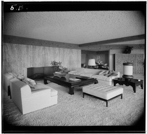 Hoffman, Mr. and Mrs. Maximillian E., residence. Living room