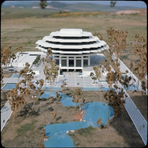 Geisel Library model