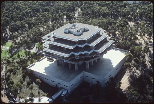 Geisel Library building