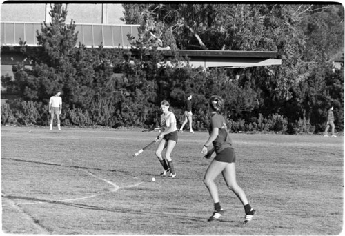 Women's field hockey at Muir Field
