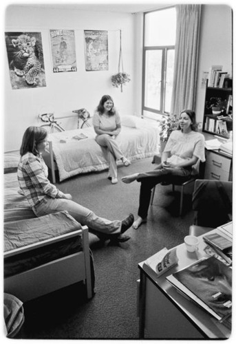 John Muir College women's dormitory room