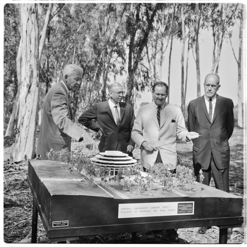 Geisel Library model