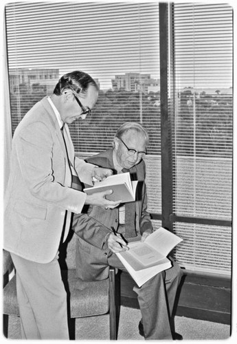 Friends of the UCSD Library publication event in the Mandeville Special Collections Library