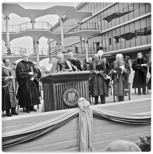 Galbraith inauguration - Inaugural convocation