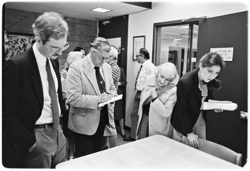 Frieda Urey donates the Harold Urey Papers to the Mandeville Special Collections Library