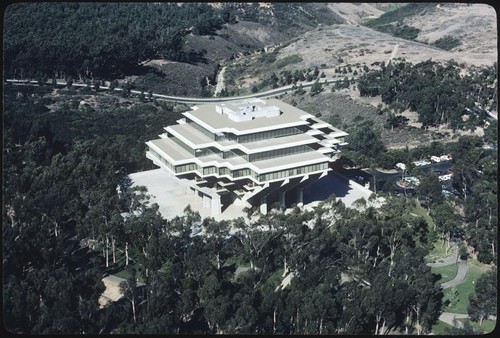 Geisel Library building