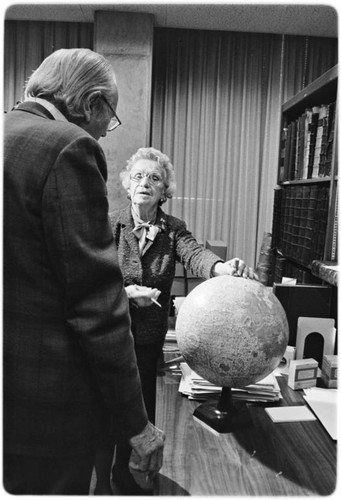 Frieda Urey donates the Harold Urey Papers to the Mandeville Special Collections Library