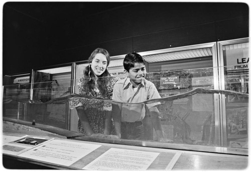 Wave generator at Scripps Aquarium