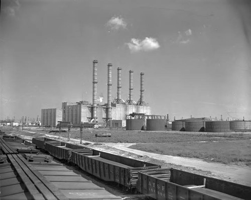 Harbor steam plant and portion of tank farm